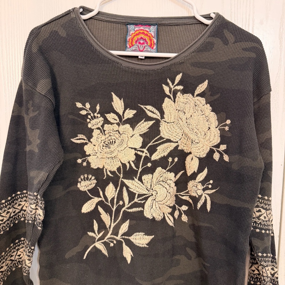 Johnny Was Long Sleeve Top Medium - Picture 2 of 6